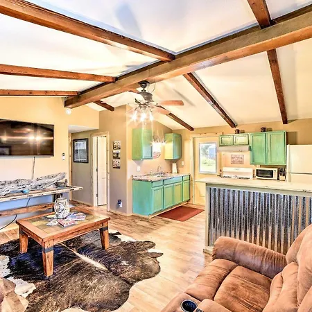 Vibrant Rockport Cottage 4 Mi To Beach And Fishing!
